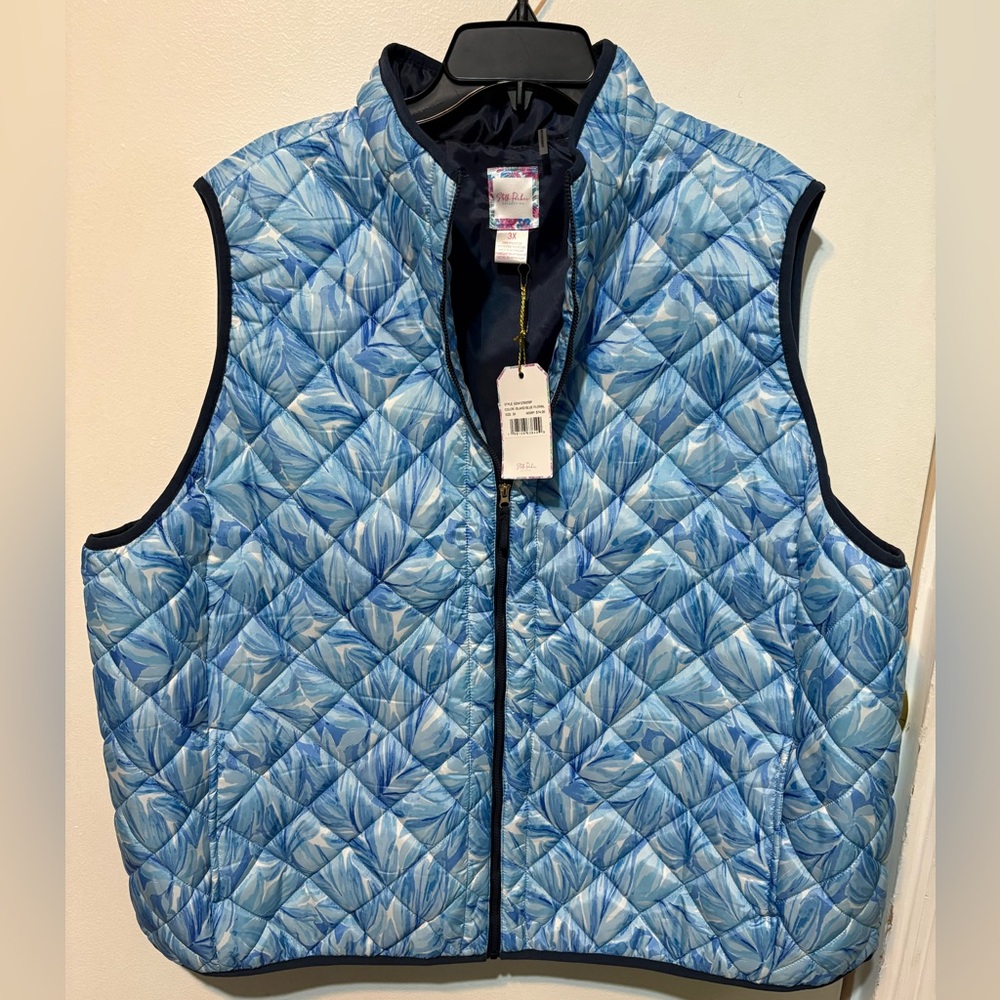 Stella Parker NWT women's Blue Floral Quilted Vest. 2 pockets. Size 3X